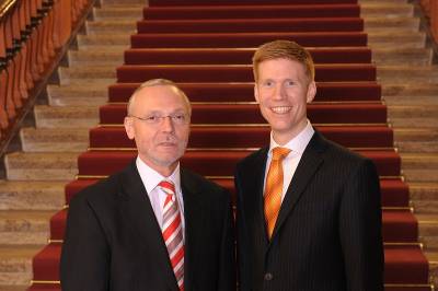 Zusammen mit Bernd Kr�mer, Generalsekret�r der Berliner Union und unser Kandidat f�r das Amt des Bezirksb�rgermeisters
 Foto: Foto Kirsch 