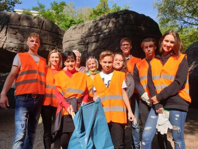 bei der Putzaktion des Spielplatzes Ayers Rock in Mariendorf am 11.7.2019