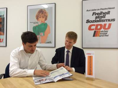 Abermals eine erfolgreiche B�rgersprechstunde mit dem Lichtenrader Bezirksverordneten Christian Zander veranstaltet.
