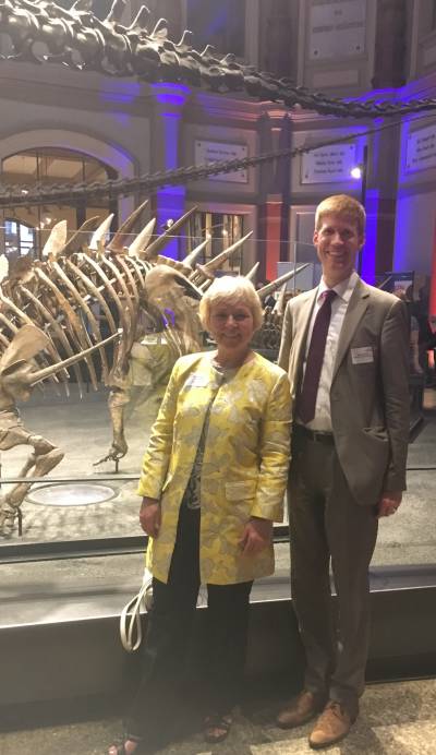 Jutta Kaddatz, Bezirksb�rgermeisterkandidatin f�r Tempelhof-Sch�neberg, und Roman Simon beim diesj�hrigen Neujahrsempfang der CDU-Fraktion Berlin