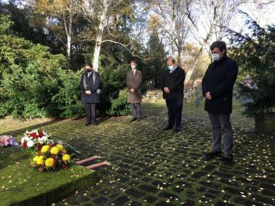 Volkstrauertag 2020 auf dem Heidefriedhof in Mariendorf mit Frank Luhmann, Matthias Steuckardt und Daniel dittmar 