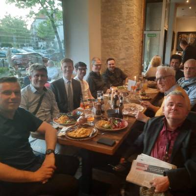 Am 30. April fand der Stammtisch der CDU Friedenau mit regem Austausch zu aktuellen Themen in Tempelhof-Sch�neberg, in Berlin und zum gestern vorgestellten Kabinettsteam der CDU unter Friedrich Merz statt.